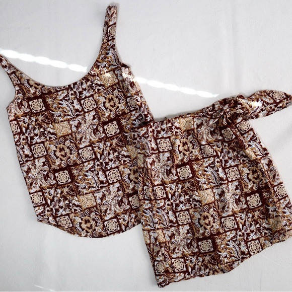 Contempo Dresses & Skirts - Vintage Contempo Casuals Brown and Ochre Print Set Tank Top & Wrap Skort